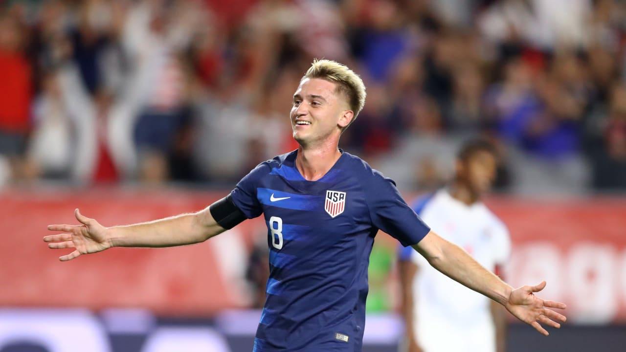 Djordje Mihailovic Biography: Age, Family, Wife, Salary and Net Worth 24 Image